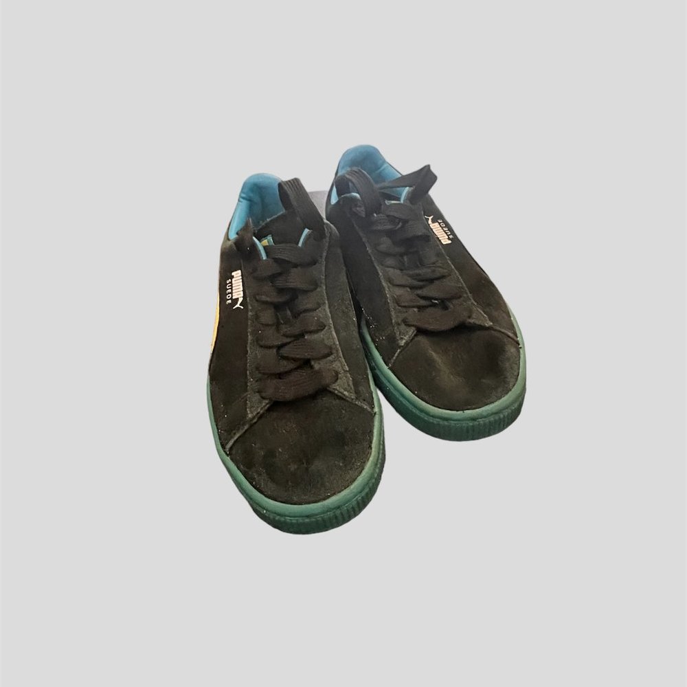 Puma size 4.5 sneakers